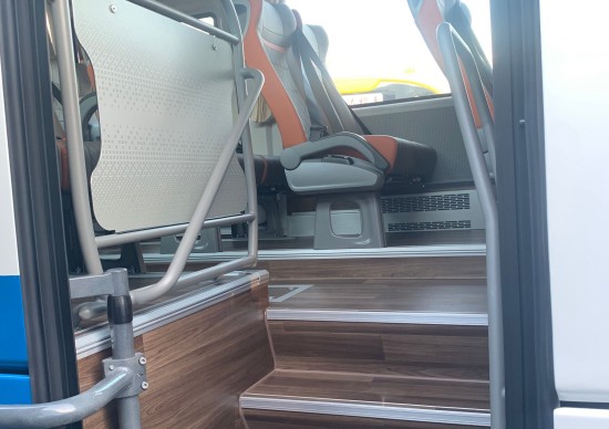 商务租车指南:如何找到最物超所值的租车公司?(图2) 商务租车指南:如何找到最物超所值的租车公司?(图2)